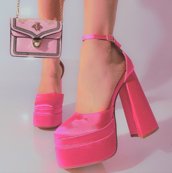 Size- 7.5 π€π₯π½ππππππ'π π«πππ πΊππππ π·πππππππ - π·π°π΅π² - Picture 5 of 10